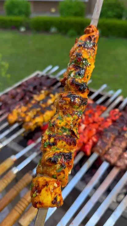نص تكة دجاج